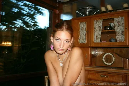 favouriteredheadbella / _redheadbedhead_ nude photo #0048