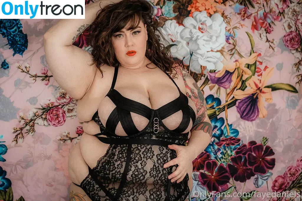 fayedaniels голая photo #0306 (fayedanielsbbw)