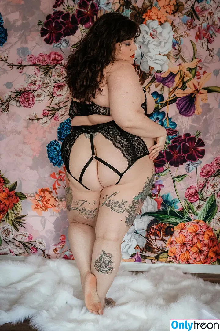 fayedaniels nude photo #0316 (fayedanielsbbw)