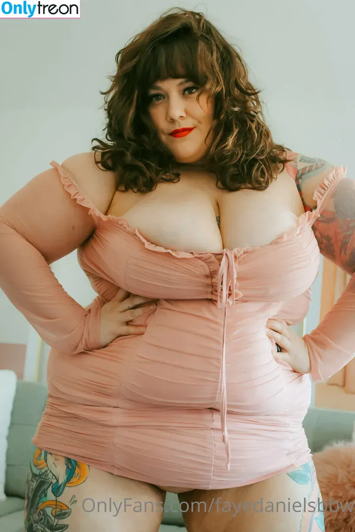 fayedanielsbbw nude photo #0002 (fayedanielsbbw)