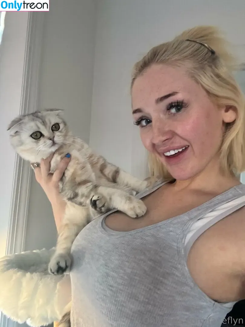 fayeflyn голая photo #0039 (fayeflyn)