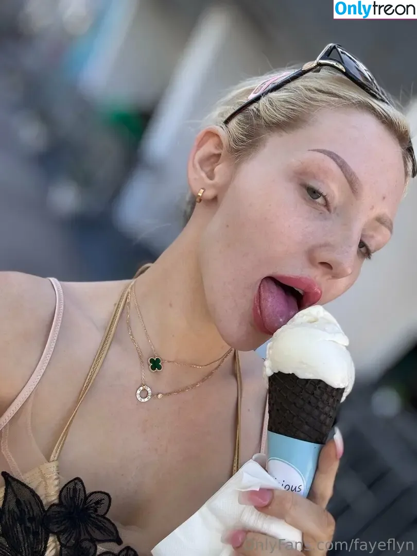 fayeflyn голая photo #0057 (fayeflyn)
