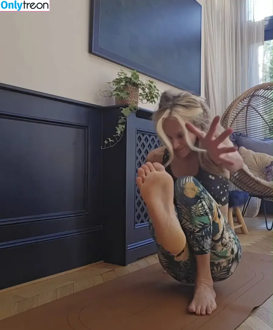 Fearne Cotton nude photo #0106 (fearnecotton)