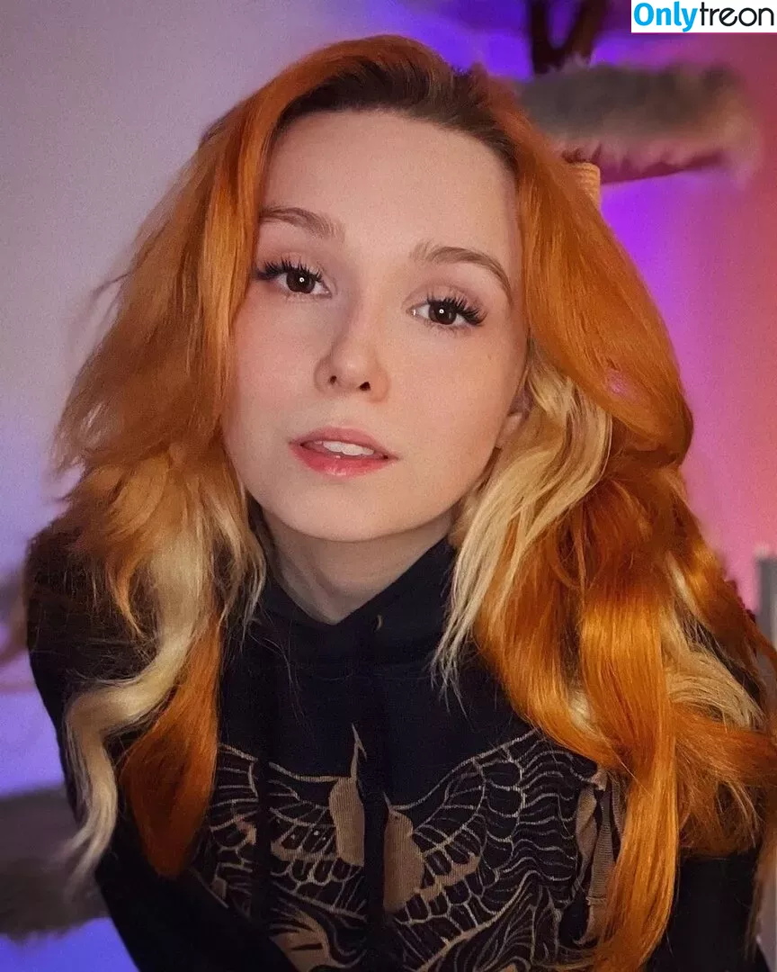 Feedeline голая photo #0392 (Feli / feedeline_ / itsonly_feli)