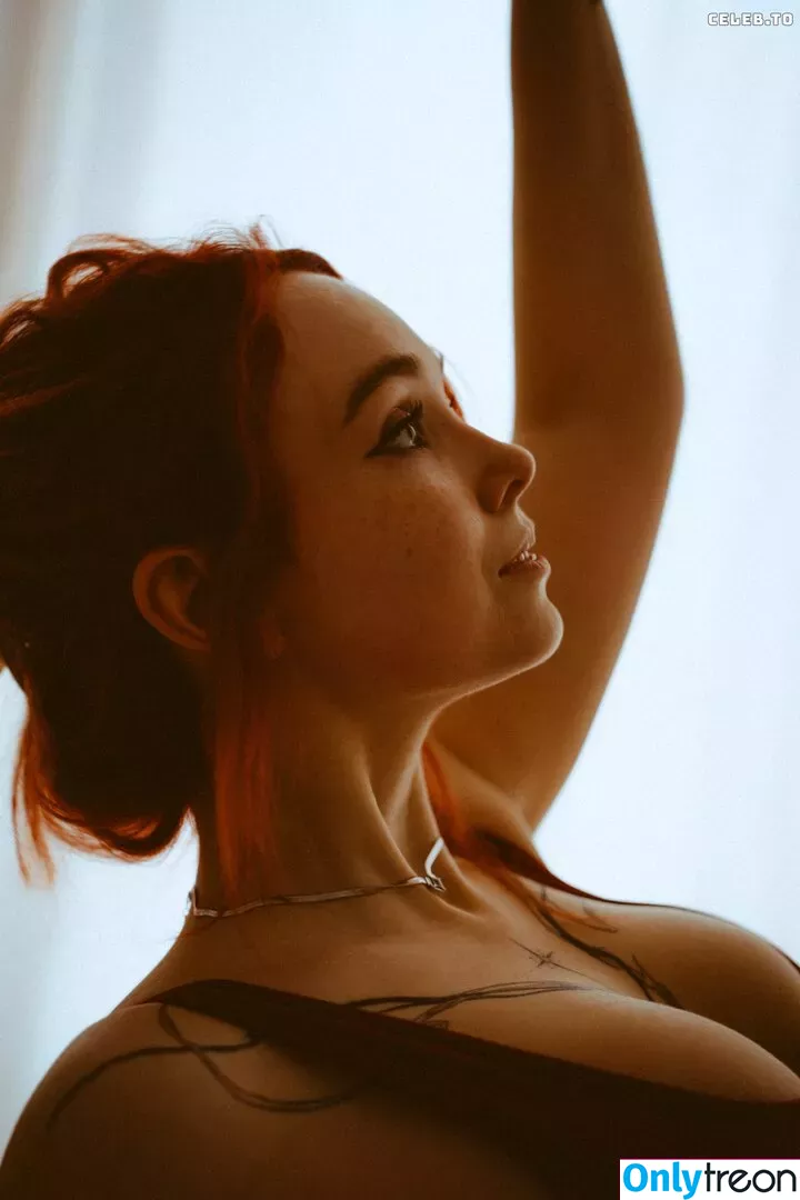 Feedeline nude photo #0415 (Feli / feedeline_ / itsonly_feli)