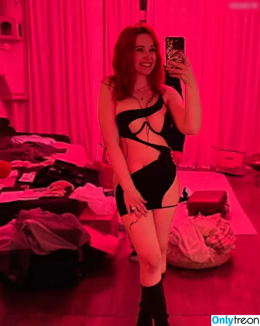 Feedeline nude photo #0511 (Feli / feedeline_ / itsonly_feli)