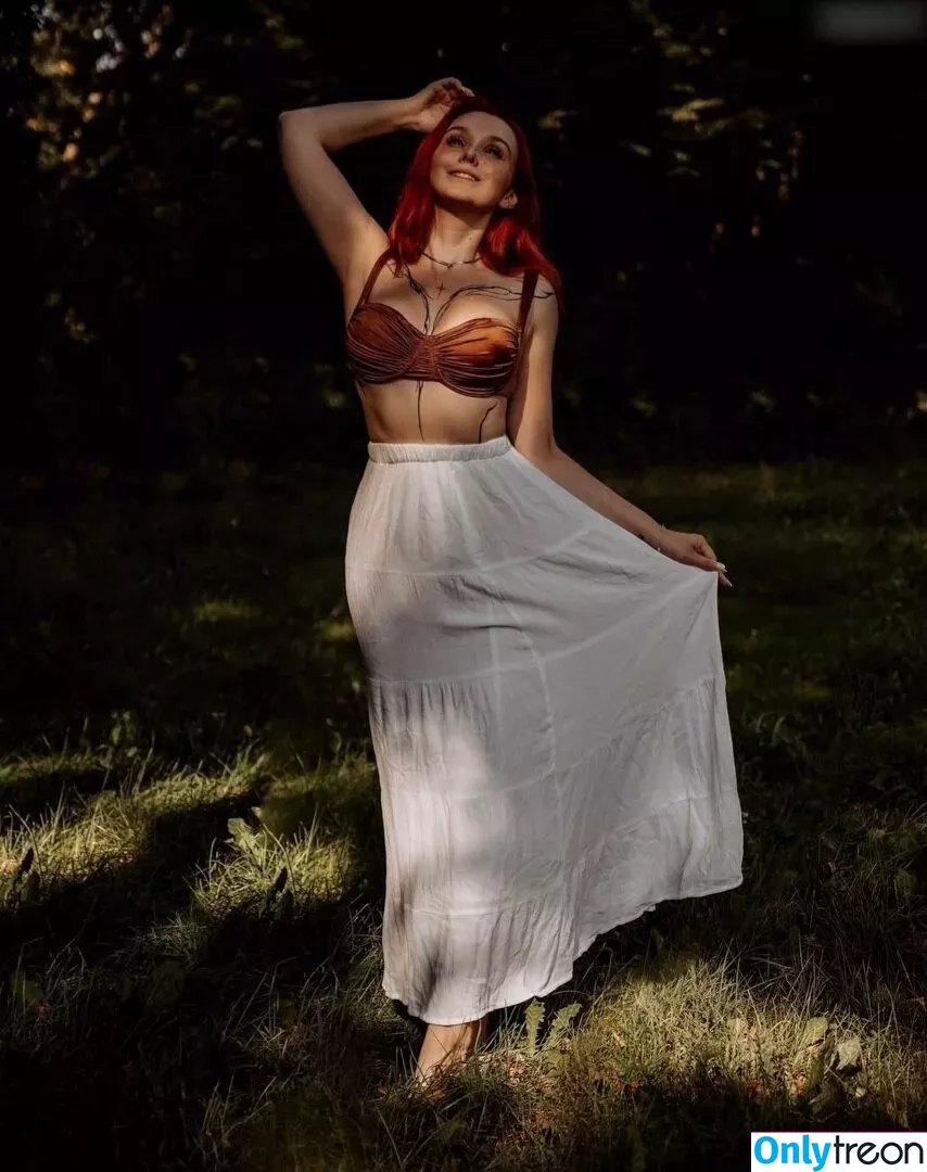 Feedeline nude photo #0581 (Feli / feedeline_ / itsonly_feli)