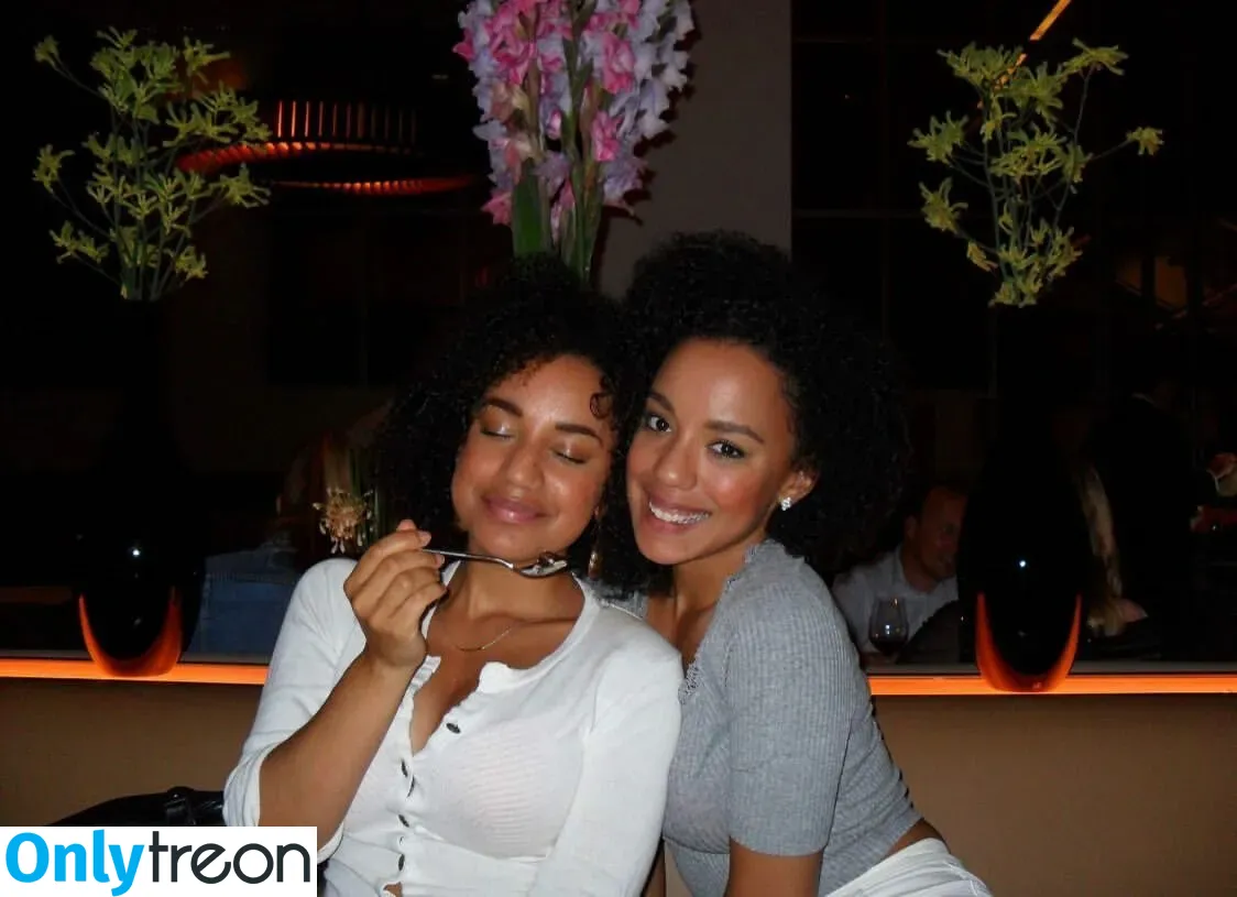 Feelinfree nude photo #0065 (Riddim Rida / faceyterri)