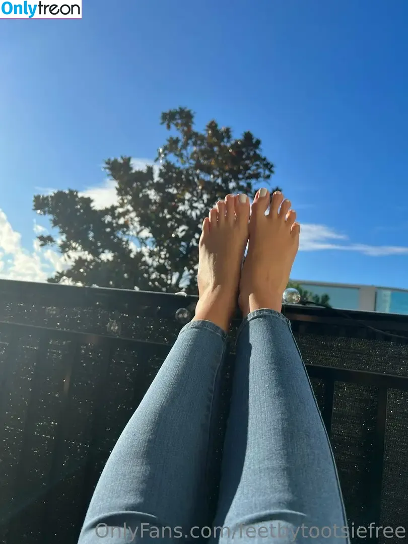 feetbytootsiefree голая photo #0028 (feetbytootsiefree)