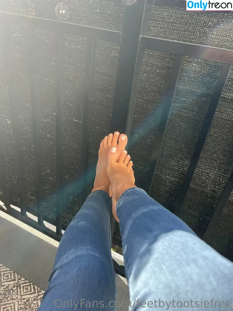 feetbytootsiefree голая photo #0030 (feetbytootsiefree)