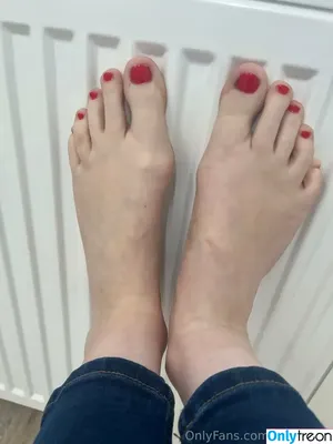 feetofdita / _lilfeet15 nude photo #0008