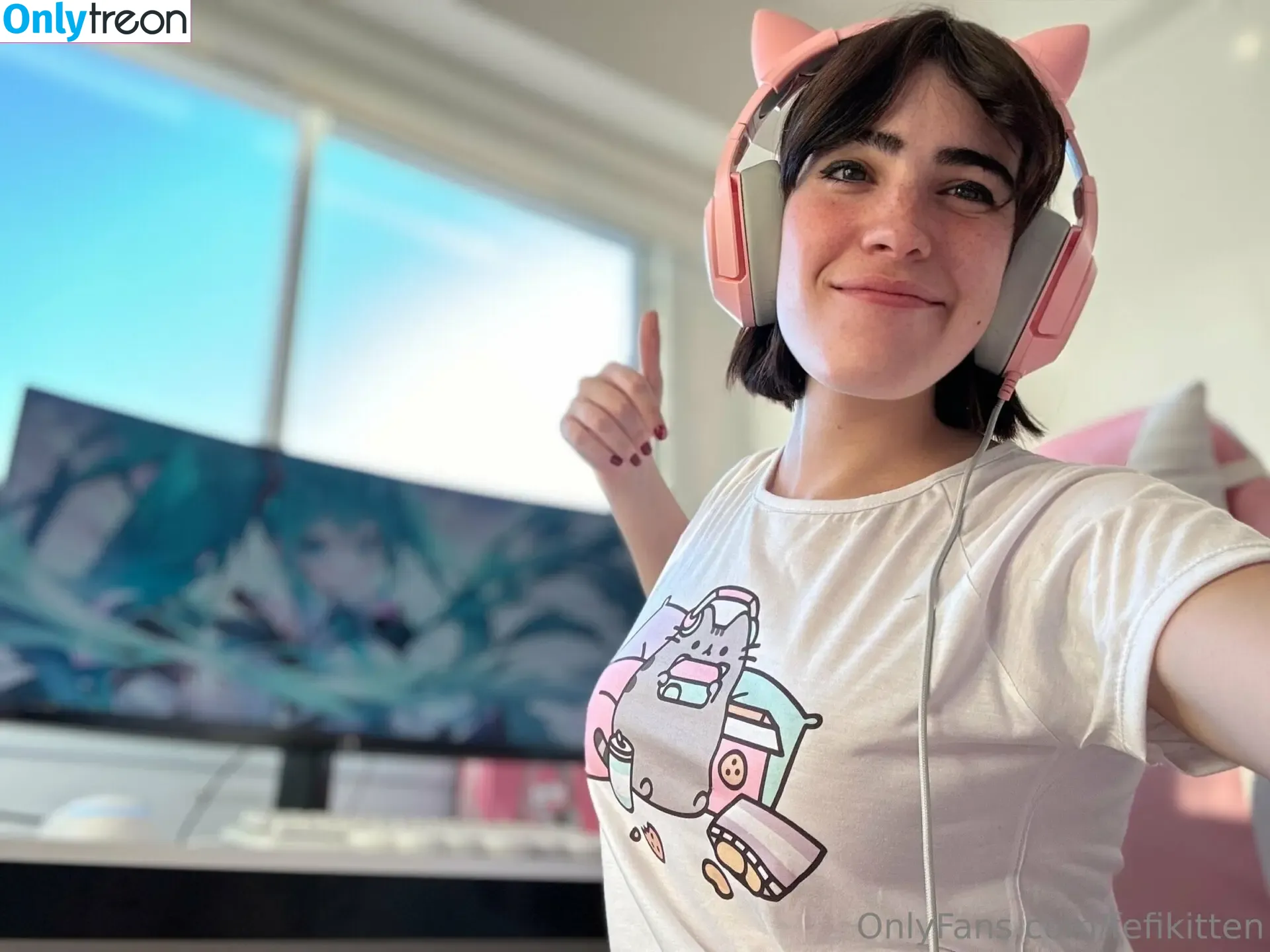 Fefikitten голая photo #0018 (cutieTs18 / urfefikitten)