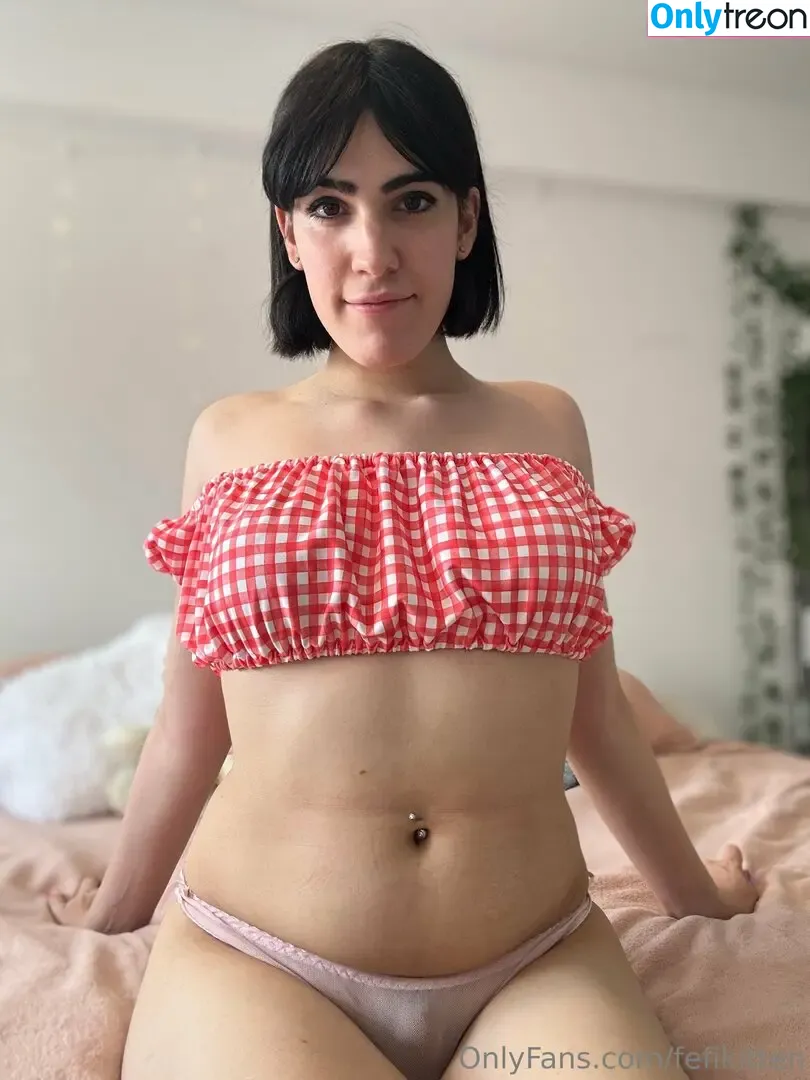 Fefikitten голая photo #0025 (cutieTs18 / urfefikitten)