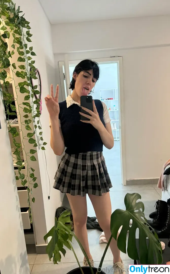 Fefikitten голая photo #0030 (cutieTs18 / urfefikitten)