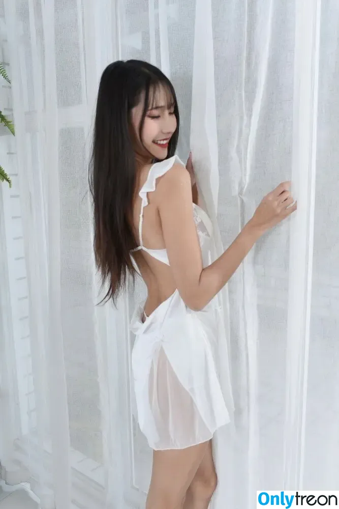 feifei_11111 nude photo #0041 (Anita1226)