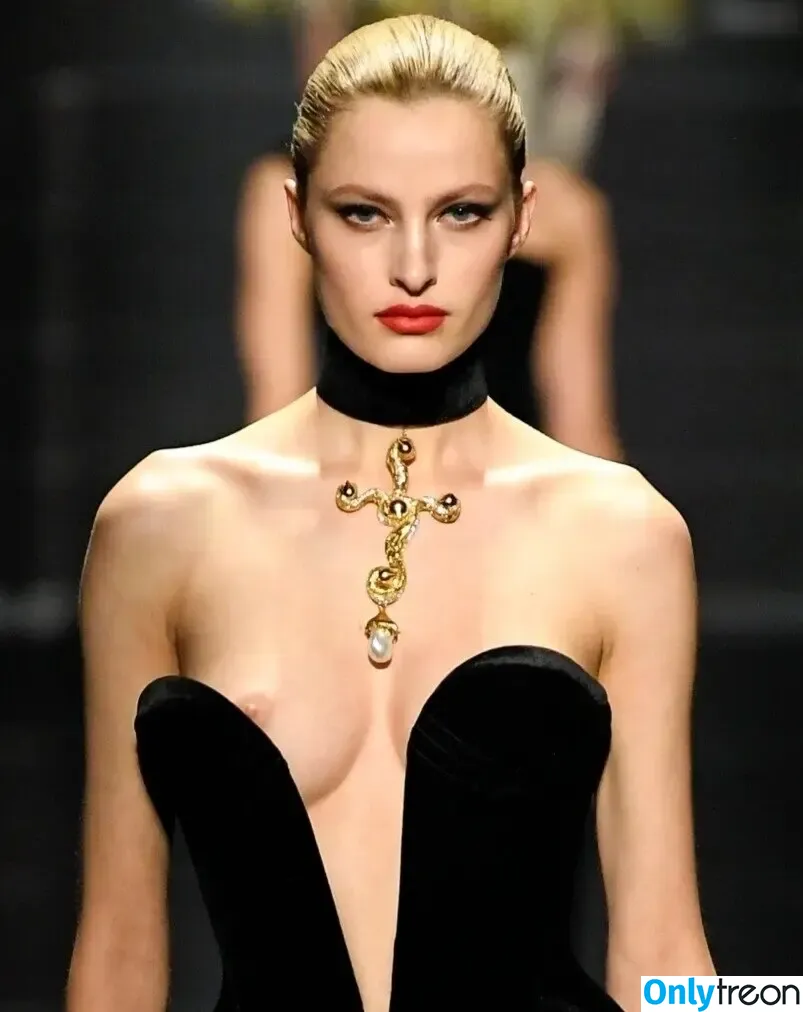 Felice Noordhoff голая photo #0037 (felicenova)