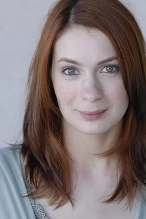 Felicia Day / feliciaday nude photo #0078