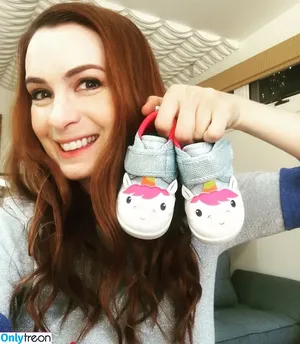 Felicia Day / feliciaday nude photo #0133