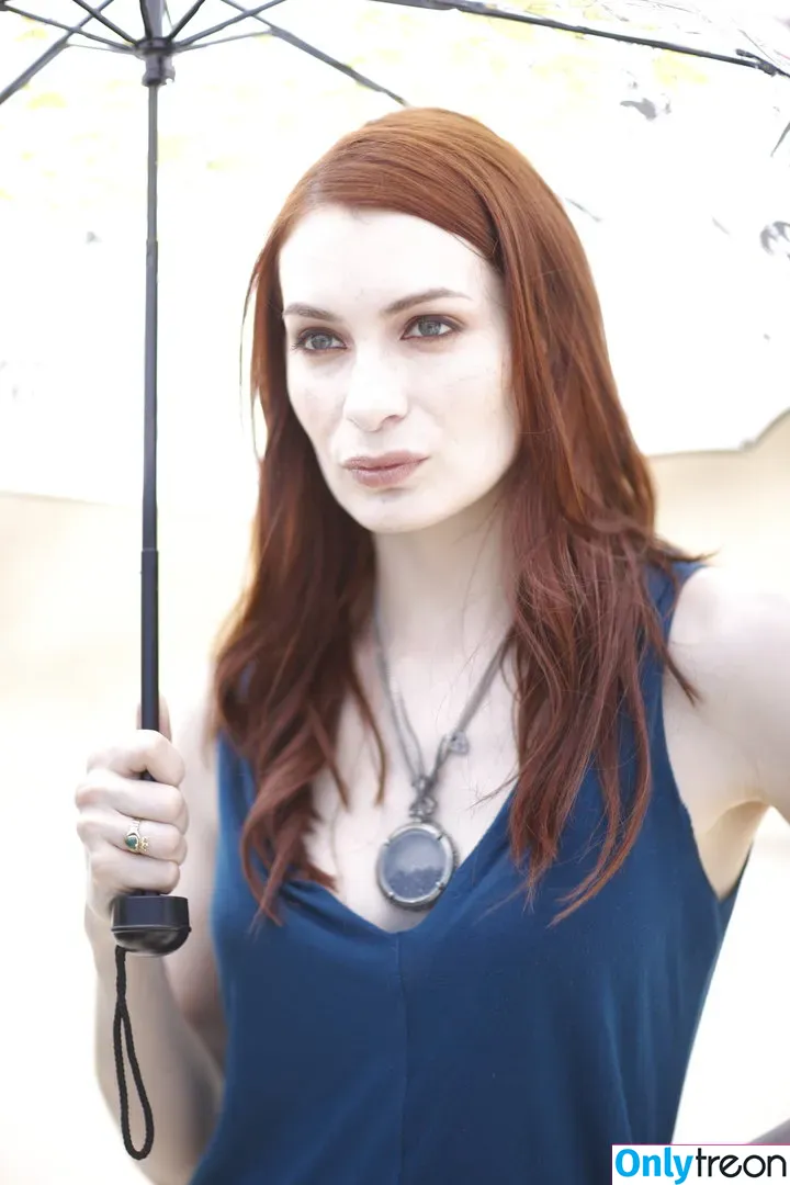 Felicia Day nude photo #0019 (feliciaday)