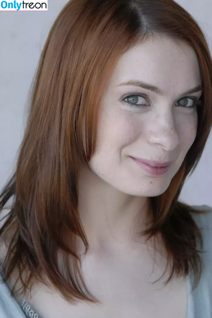 Felicia Day голая photo #0085 (feliciaday)