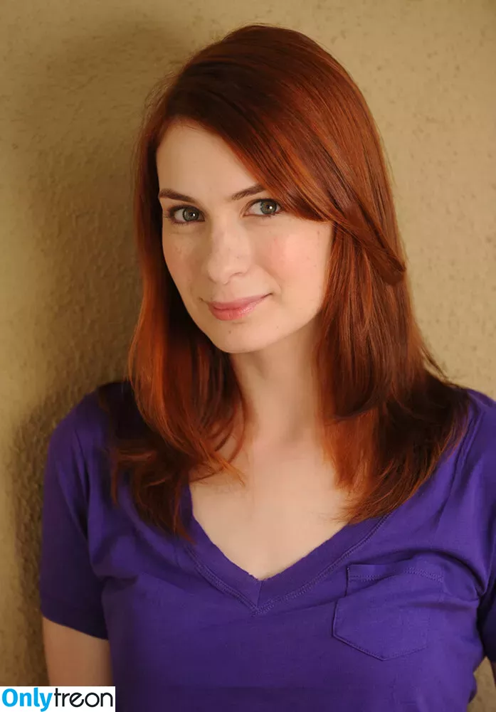 Felicia Day голая photo #0119 (feliciaday)