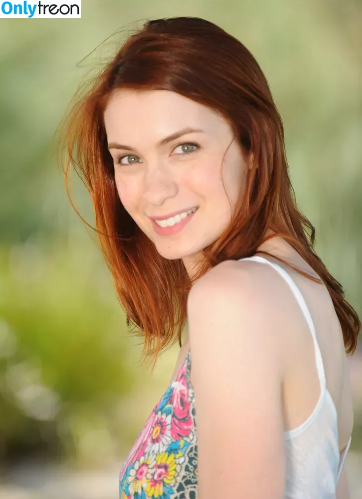 Felicia Day nude photo #0120 (feliciaday)