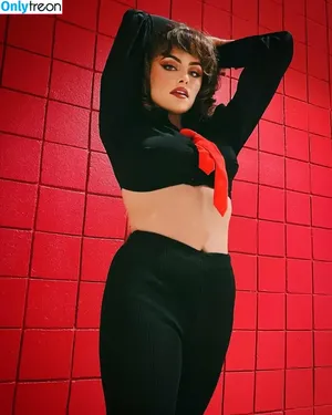 Felicia Thornsbury / ThiccSaban / fe_yonce nude photo #0036