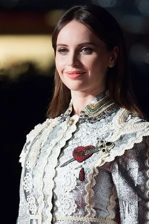 Felicity Jones / felicity.jones / felicityjonesxo фото голая #0014