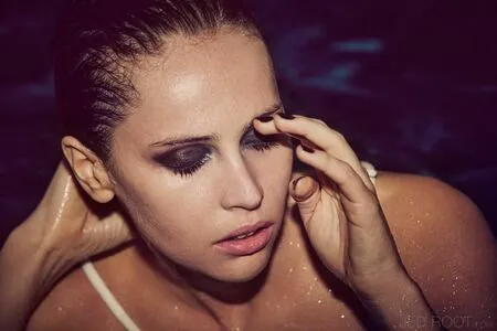 Felicity Jones / felicity.jones / felicityjonesxo фото голая #0092