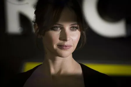 Felicity Jones / felicity.jones / felicityjonesxo фото голая #0119