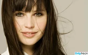 Felicity Jones / felicity.jones фото голая #0332