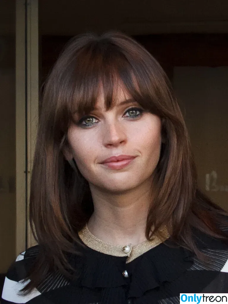 Felicity Jones голая photo #0018 (felicity.jones / felicityjonesxo)