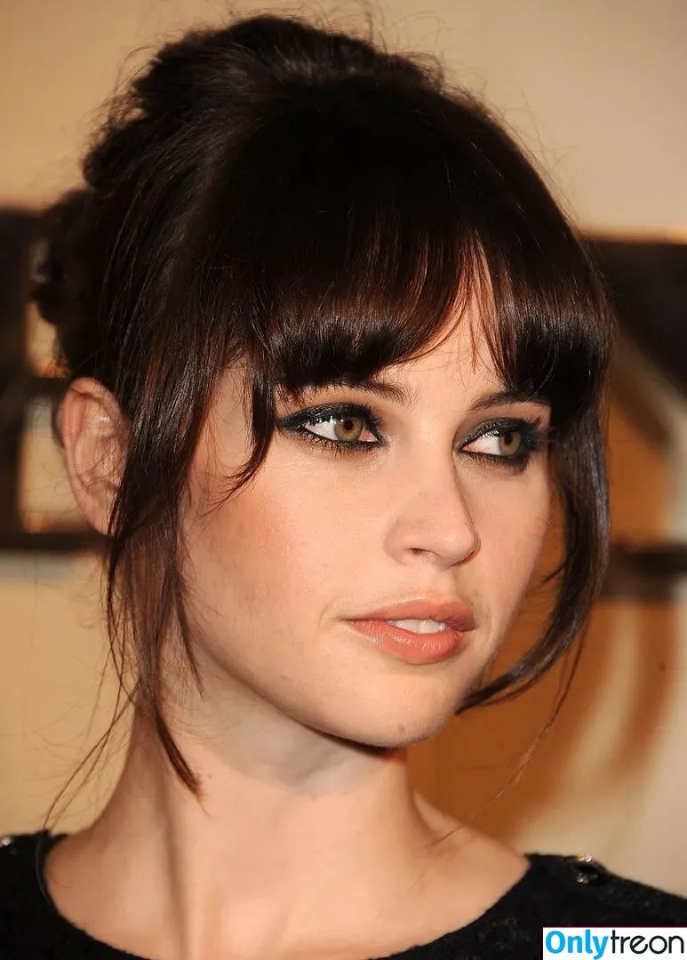 Felicity Jones голая photo #0039 (felicity.jones / felicityjonesxo)