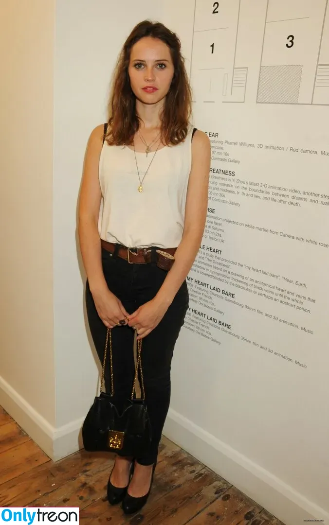 Felicity Jones голая photo #0042 (felicity.jones / felicityjonesxo)