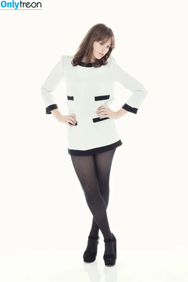 Felicity Jones голая photo #0060 (felicity.jones / felicityjonesxo)