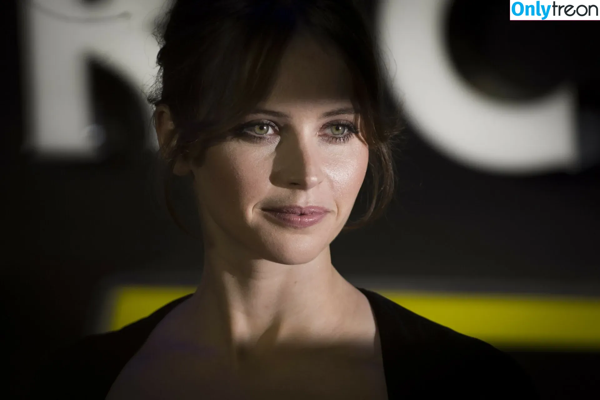 Felicity Jones голая photo #0119 (felicity.jones / felicityjonesxo)