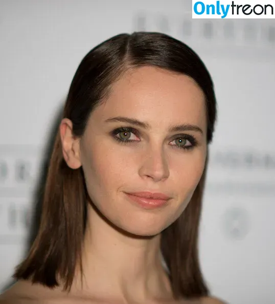 Felicity Jones голая photo #0127 (felicity.jones / felicityjonesxo)