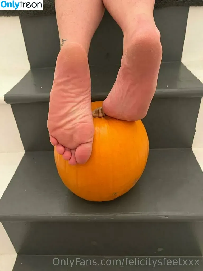 felicitysfeetxxx nude photo #0019 (felicitysfeetxxx)