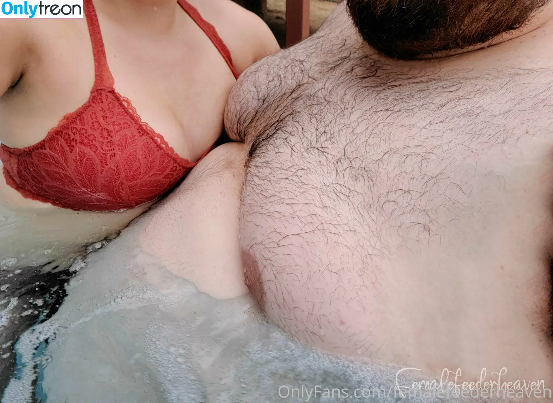 femalefeederheaven nude photo #0035 (femalefeederheaven)