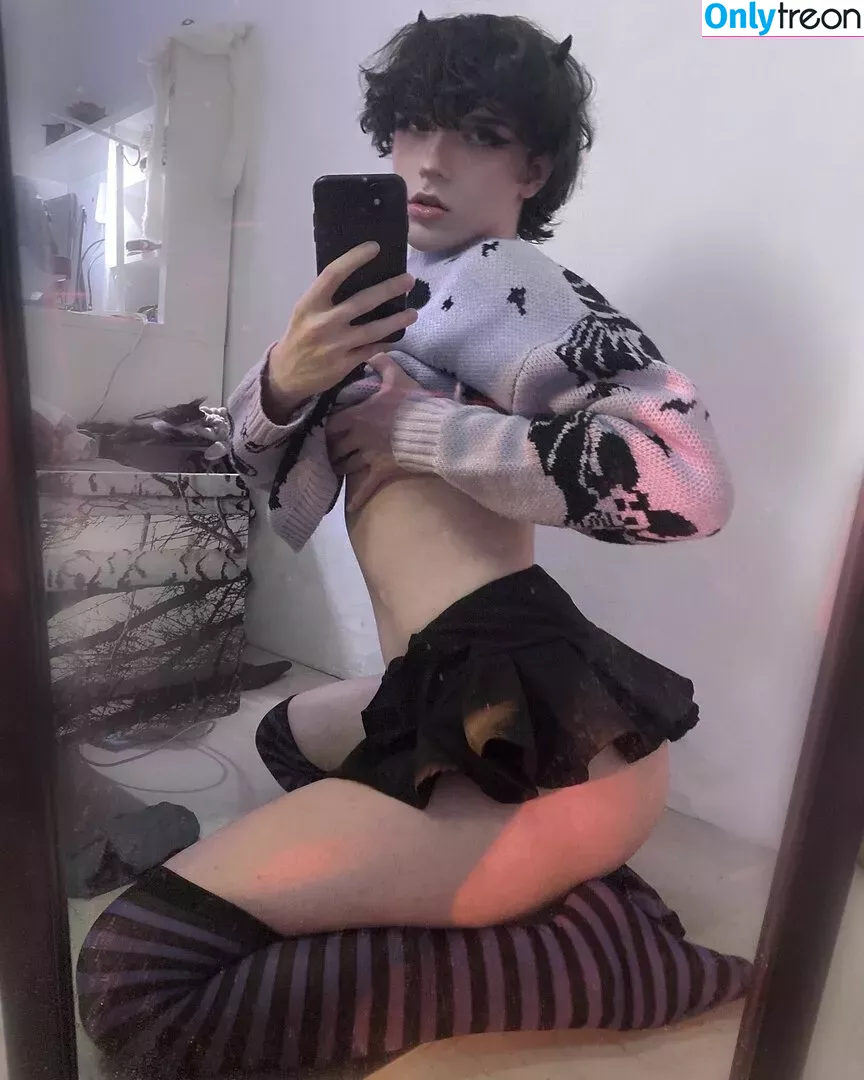 Femboyszn голая photo #0009 (Deepcutbaby / femboy.szn)