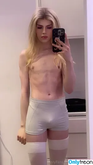 femboyuk1 / femboy_uk фото голая #0099