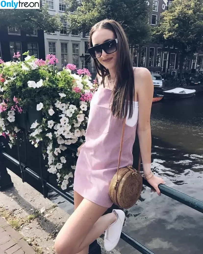Femke Megan nude photo #0034 (femkemegan)
