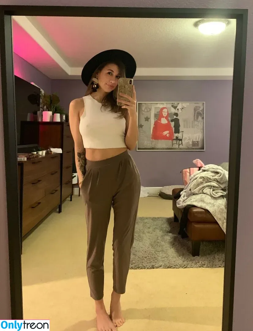 Femsteph голая photo #0104 (Femsteph)