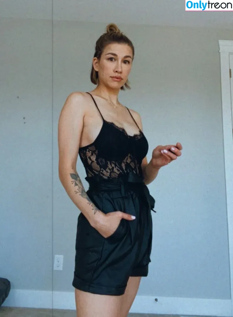 Femsteph nude photo #0182 (Femsteph)