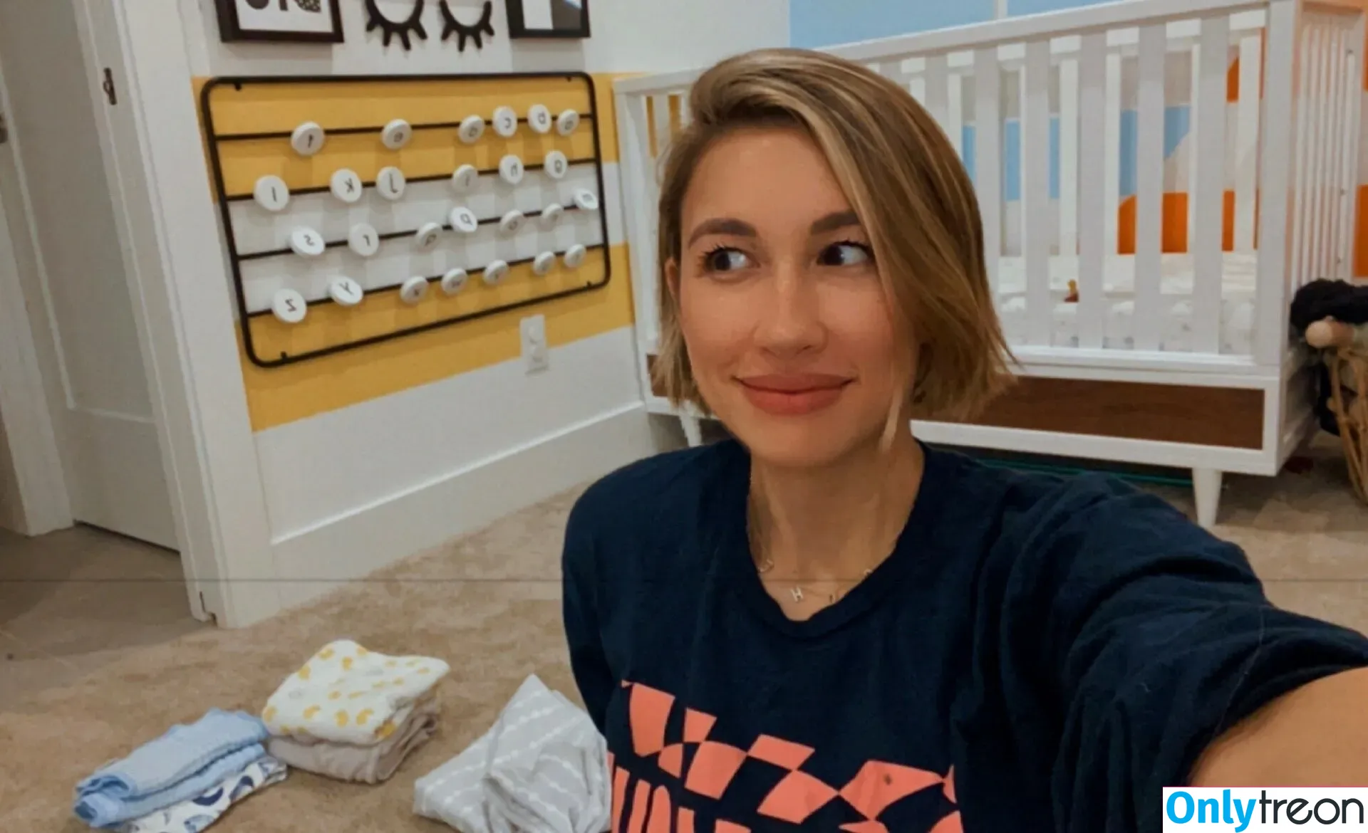 Femsteph nude photo #0189 (Femsteph)