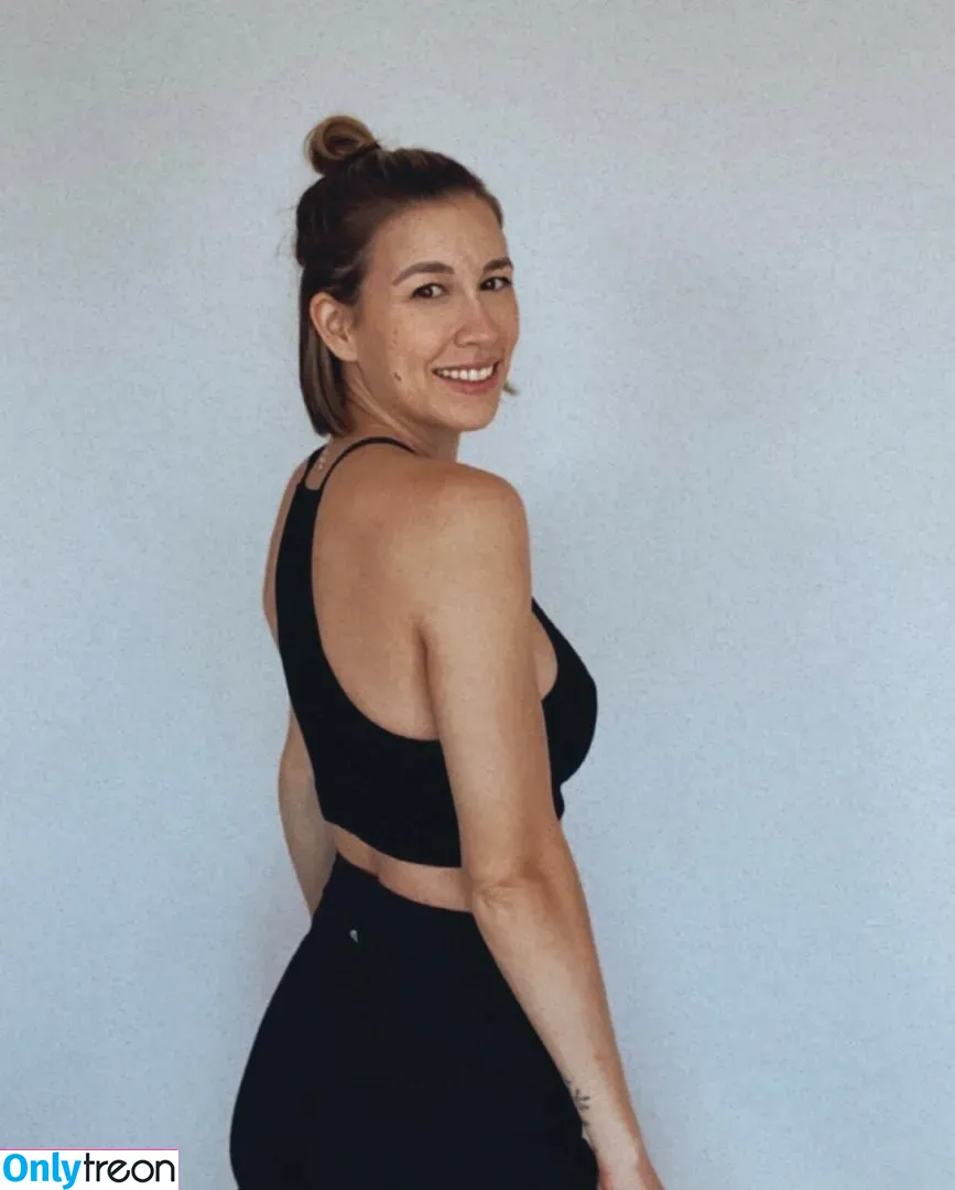 Femsteph голая photo #0192 (Femsteph)