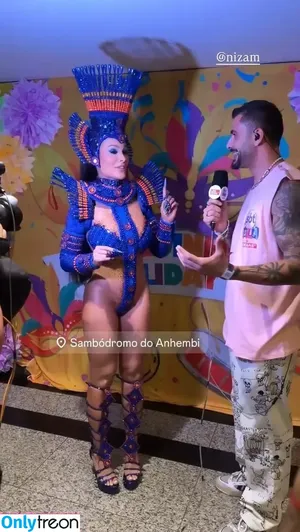 Fernanda Lacerda / A Mendigata / fernandalacerda_oficial фото голая #0149