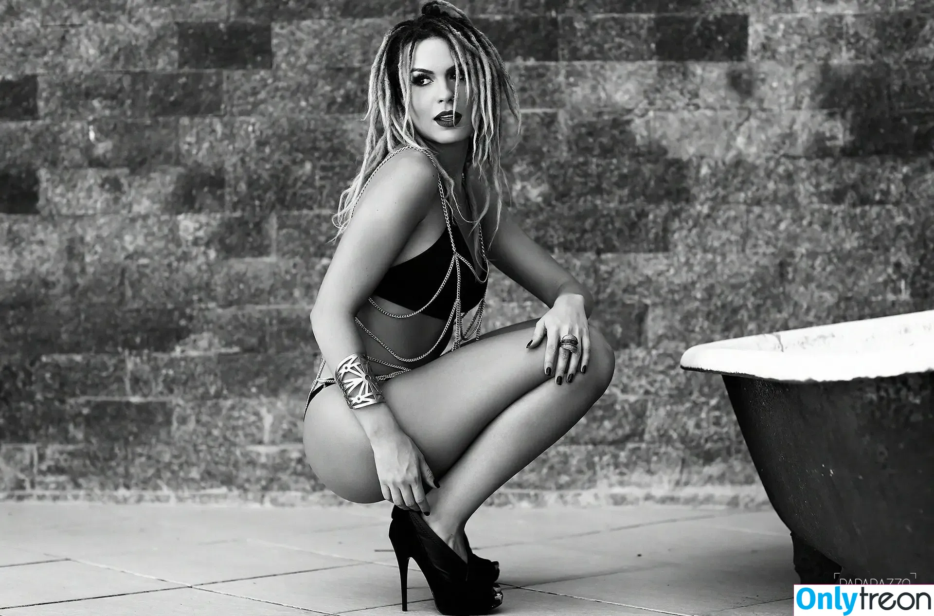 Fernanda Lacerda голая photo #0264 (A Mendigata / fernandalacerda_oficial)