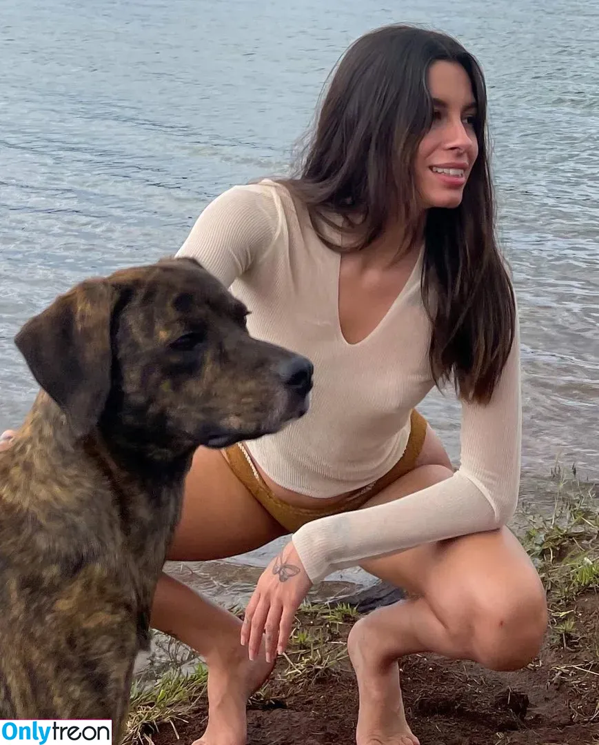 Fernanda Mota Farhat nude photo #0005 (fernandamotafarhat / melanciabanana)
