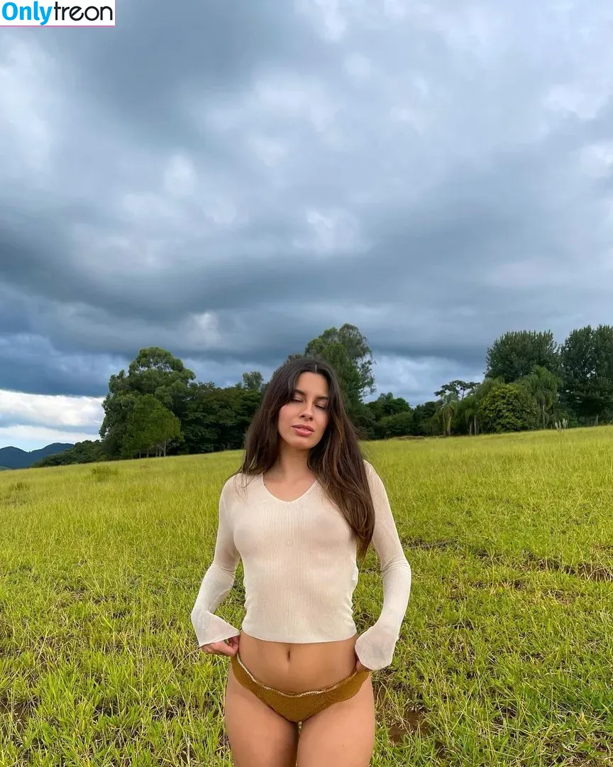 Fernanda Mota Farhat nude photo #0025 (fernandamotafarhat / melanciabanana)